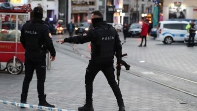 Τουρκία: Τρεις δημοσιογράφοι του Halk TV συνελήφθησαν στην Κωνσταντινούπολη
