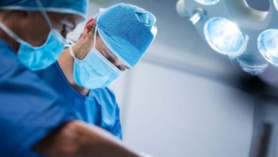 Για πρώτη φορά στα ιατρικά χρονικά: Ασθενής «κόλλησε» καρκίνο από μεταμόσχευση