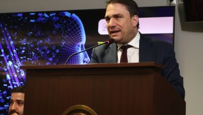 Τσουκαλάς: Αν κάπου έπρεπε να μειωθούν οι μερίδες, ήταν στο φαγοπότι του ΟΠΕΚΕΠΕ από τις «γαλάζιες ακρίδες»