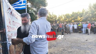 Καστέλλι: Εβαλαν τρία λουκέτα στο στρατόπεδο και ζήτησαν αντί για Κλειστή Δομή να γίνει Κέντρο Πολιτισμού και Εκπαίδευσης