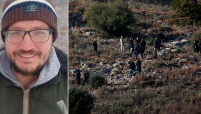 Μητέρα Βασίλη Καλογήρου: 