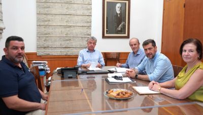 Σύμβαση Περιφέρειας Κρήτης και Δήμου Ιεράπετρας για τον καθαρισμό της Παχειάς Άμμου