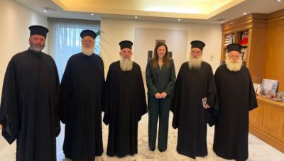 Επιμένει η Εκκλησία της Κρήτης στο μεταθετό και ενημερώνει Μητσοτάκη και Αρχηγούς Κομμάτων