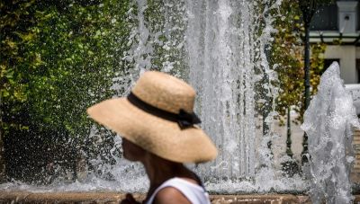 Νέο έκτακτο δελτίο ΕΜΥ: «Παράταση» καύσωνα μέχρι την Κυριακή -Την Τρίτη η χειρότερη ημέρα