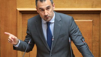 Αλέξης Χαρίτσης για παραπομπή Κ. Καραμανλή: «Αθλια παράσταση και θεσμική φάρσα, η στάση της κυβέρνησης»