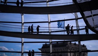 Επενδυτική ώθηση 100 δισ. ευρώ από τις κορυφαίες επιχειρήσεις της Γερμανίας