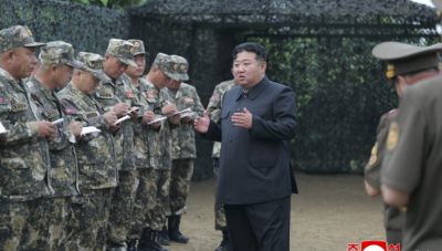Βόρεια Κορέα: Ο Κιμ Γιονγκ Ουν καλεί τα στρατεύματα να προετοιμαστούν «για πραγματικό πόλεμο»