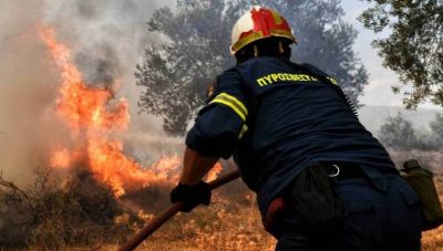 Ρέθυμνο: Πυροσβέστης υπέστη θερμοπληξία : Η Ένωση καταγγέλλει επικίνδυνες συνθήκες εργασίας εν μέσω καύσωνα