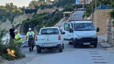 Χαλκιδική: «Ξήλωσαν» εκ νέου ομπρέλες από παραλίες του Δήμου Κασσάνδρας