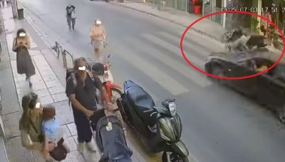 Κρήτη: Σοκάρουν οι εικόνες από το τροχαίο με παράσυρση δικύκλου που έγινε στην λεωφόρο Καλοκαιρινού (Βίντεο)
