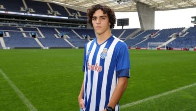 Οι Πορτογάλοι «στέλνουν» τον 19χρονο μέσο Βάσκο Σάντος της Πόρτο στον ΠΑΟΚ