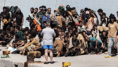 «Αφίξεις μεταναστών χωρίς τέλος στην Κρήτη – Συλλήψεις διακινητών στη σκιά των εξαγγελιών Μητσοτάκη»