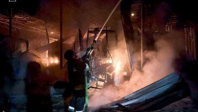 Ολονύχτιο ρωσικό σφυροκόπημα με εκατοντάδες drones κατά ουκρανικών πόλεων