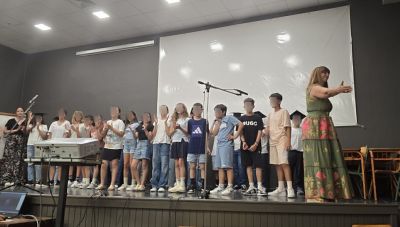 Συγκίνηση στην αποχαιρετιστήρια εκδήλωση των μαθητών του 6ου και 44ου Δημοτικού σχολείου Ηρακλείου