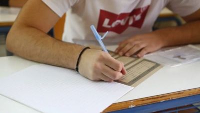 Ολοκληρώνονται σήμερα οι Πανελλήνιες για τα ΕΠΑΛ-Το πρόγραμμα για τα ειδικά μαθήματα