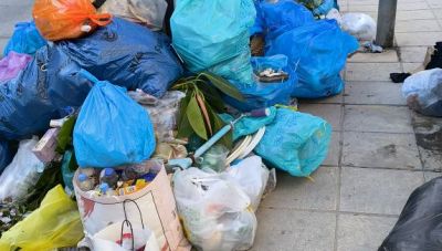 Ηράκλειο: Εμφανίστηκαν ξανά τα... βουνά από σκουπίδια στις γειτονιές  - Ποια η αιτία για αυτές τις εικόνες (Φωτο)