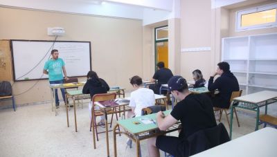 Πανελλαδικές 2025: Αυτά είναι τα θέματα σε Αρχαία Ελληνικά, Μαθηματικά και Βιολογία