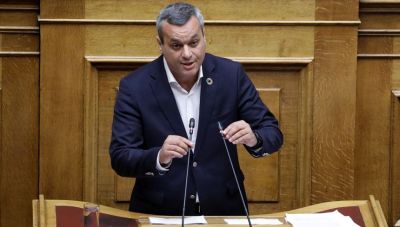 Ερώτηση του Χάρη Μαμουλάκη για τη σχέση εξάρτησης μελών Διοικητικών Συμβουλίων