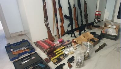 Χανιά: Νέο μεγάλο οπλοστάσιο εντοπίστηκε από την ΕΛΑΣ-Χειροπέδες σε πατέρα και γιο