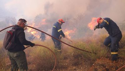 Φωτιά στη Θεσσαλονίκη πίσω από το νοσοκομείο Παπαγεωργίου – Ήχησε το 112 , απειλούνται σπίτια