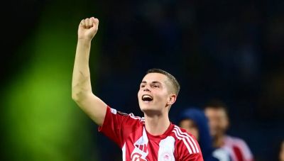 Ολυμπιακός: Δεν φεύγει από την ομάδα ο Χρήστος Μουζακίτης