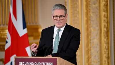 Κιρ Στάρμερ: «Η στρατηγική της κυβέρνησης είναι να εξοπλίσει τη χώρα για τις επόμενες δεκαετίες»