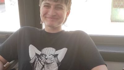 Ηράκλειο: Ισραηλινοί τουρίστες ζήτησαν από σερβιτόρα να βγάλει μπλούζα που έγραφε “Free Palaistine” για να της δώσουν φιλοδώρημα - Τι απάντησε η ίδια