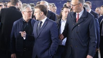 Στο Κίεβο Μακρόν, Μερτς, Στάρμερ και Τουσκ – Καλούν τη Ρωσία να αποδεχθεί «πλήρη και άνευ όρων 30ήμερη εκεχειρία»