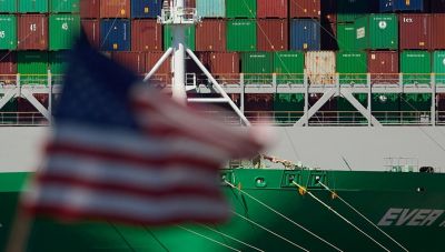 Ποια αμερικανικά προϊόντα θα βρεθούν στο στόχαστρο της ΕΕ αν ναυαγήσουν οι εμπορικές συνομιλίες με Τραμπ