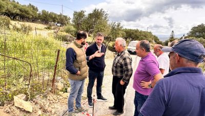 Μαλεβίζι: Αυτοψία Δημάρχου στο έργο αντικατάστασης τμήματος του δικτύου ύδρευσης από Κρουσώνα προς Αγ. Ειρήνη