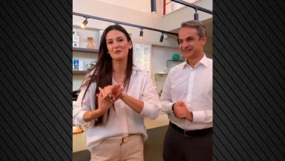 Μητσοτάκης στο TikTok: Επίσκεψη σε καφέ που άνοιξε πρώην άνεργη μέσω ΔΥΠΑ (βίντεο)