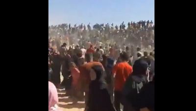 Χάος στη Γάζα: Χιλιάδες Παλαιστίνιοι εισβάλλουν σε κέντρο διανομής βοήθειας