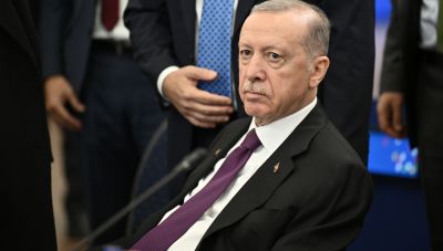 «Κλείνει το μάτι» σε νέα προεδρική θητεία ο Ερντογάν