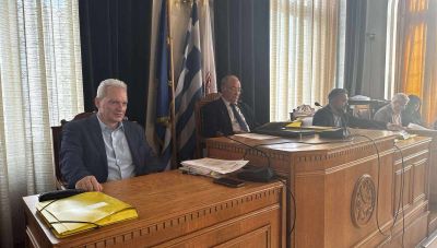 Λότζια: Σύσσωμη καταδίκη του προεδρικού διατάγματος μετατρέπει τα οικόπεδα σε... αγροτεμάχια