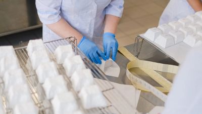 Φέτα: Τι να γνωρίζουμε για τη σωστή συντήρησή της