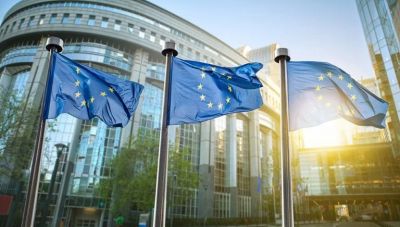 ΕΕ: Ανοιχτά όλα τα ενδεχόμενα για αντίμετρα στους δασμούς Trump