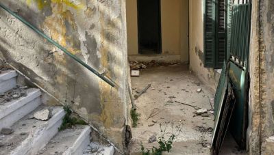 Άγιος Νικόλαος: Εικόνες εγκατάλειψης στο ιστορικό “Φρουραρχείο” (φωτο)