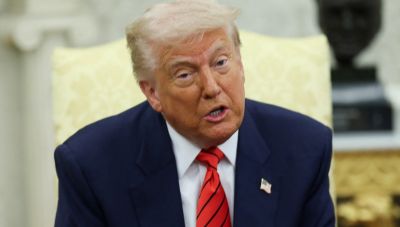 Τα «γυρίζει» ο Λευκός Οίκος για την πρόταση Τραμπ για 80% δασμούς στην Κίνα: «Πέταξε απλά ένα νούμερο»