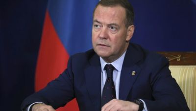 Μεντβέντεφ: Η Μόσχα είναι έτοιμη για ευελιξία σε συνομιλίες για την Ουκρανία επί τη βάσει «των πραγματικοτήτων» στο έδαφος