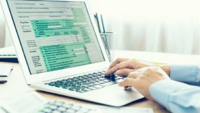 ΑΑΔΕ: Στις 25 Απριλίου η αυτόματη υποβολή των προεκκαθαρισμένων φορολογικών δηλώσεων