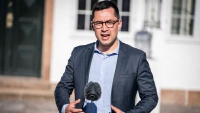 «Ως εδώ και μη παρέκει» απαντά για την προσάρτηση στις ΗΠΑ, ο απερχόμενος πρωθυπουργός της Γροιλανδίας στον Τραμπ