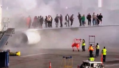 ΗΠΑ: Φωτιά σε αεροπλάνο μετά από αναγκαστική προσγείωση στο Ντένβερ