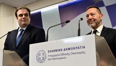 «Ποτέ ξανά μνημόνια» το μήνυμα Πιερρακάκη στη συνάντηση με τον Στουρνάρα
