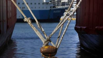 Δεμένα τα πλοία στα λιμάνια – Απαγορευτικό απόπλου λόγω δυσμενών καιρικών συνθηκών