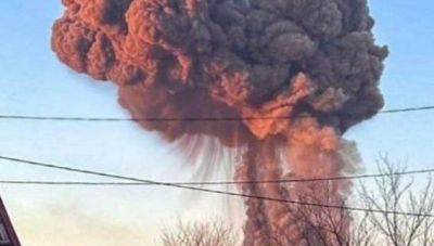 Ρωσία: Αεροδρόμιο στις φλόγες στην περιφέρεια Σαράτοφ, έπειτα από επιδρομή ουκρανικών drones