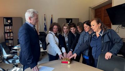 Ορκωμοσία έξι νέων υπαλλήλων-οικογενειακών βοηθών στο Δήμο Ηρακλείου