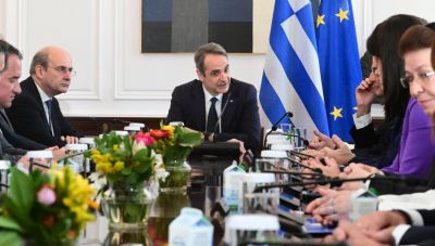 Νέος κατώτατος μισθός και αξιολόγηση του Δημοσίου στο υπουργικό συμβούλιο