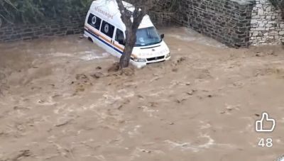 Ισχυρή νεροποντή στην Πάρο – Μήνυμα από το 112