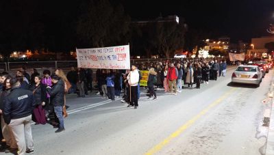 Ηράκλειο: Νέο Ισχυρό Μήνυμα από τους Πολίτες στο Συλλαλητήριο για τα Τέμπη (Φωτο + Βίντεο)