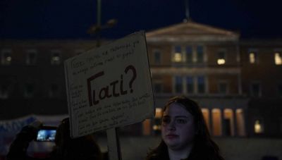 Συλλαλητήριο - Τέμπη: «Γιατί να μην έχουμε οξυγόνο; Γιατί να μην φτάνουν τα παιδιά σπίτι;»